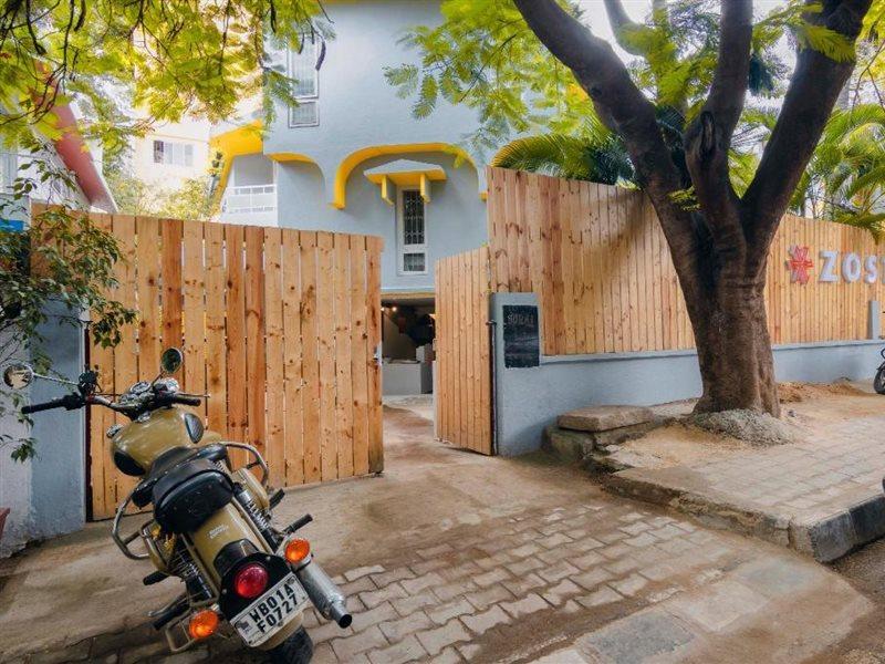 Zostel Bangalore- Indiranagar Екстер'єр фото