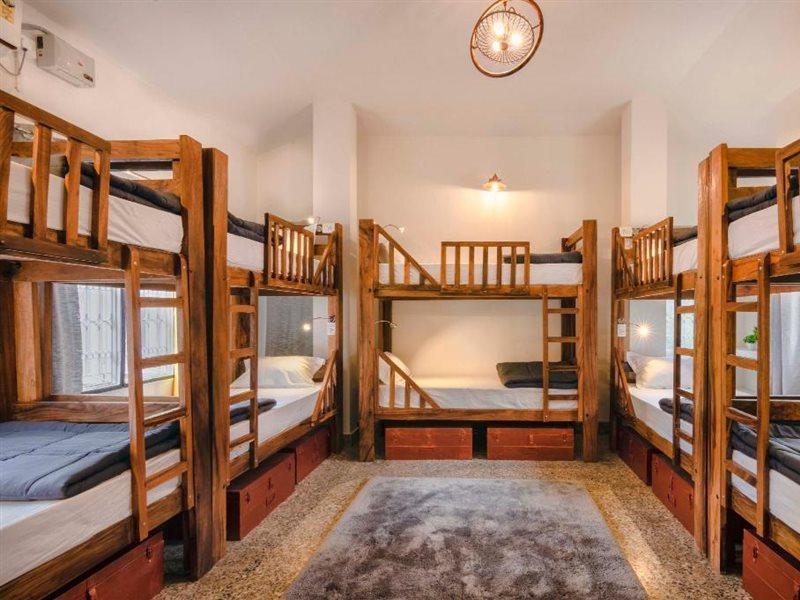 Zostel Bangalore- Indiranagar Екстер'єр фото