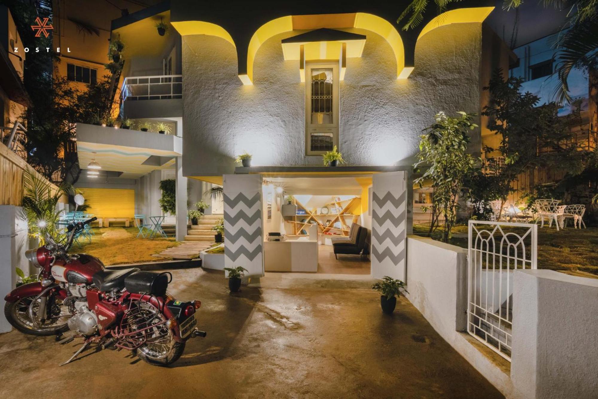 Zostel Bangalore- Indiranagar Екстер'єр фото