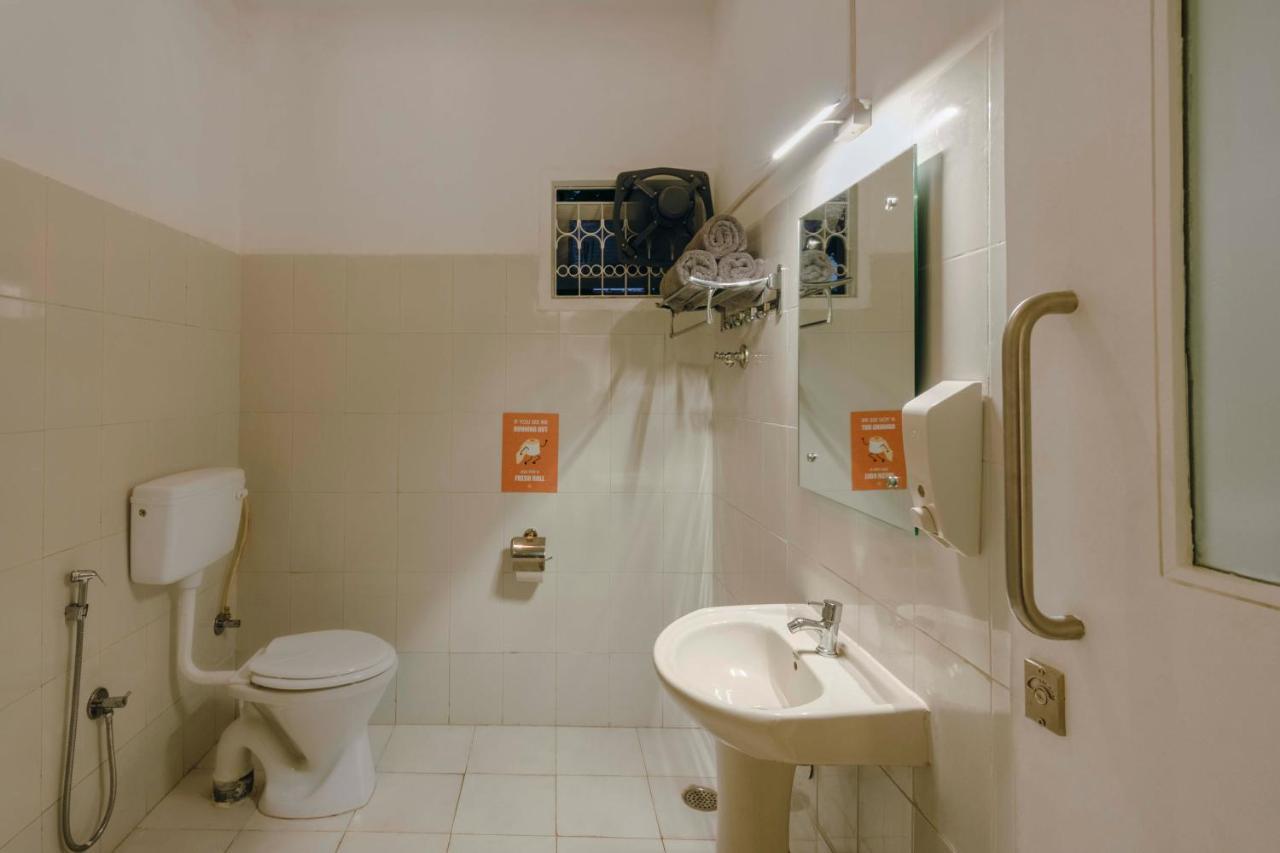 Zostel Bangalore- Indiranagar Екстер'єр фото
